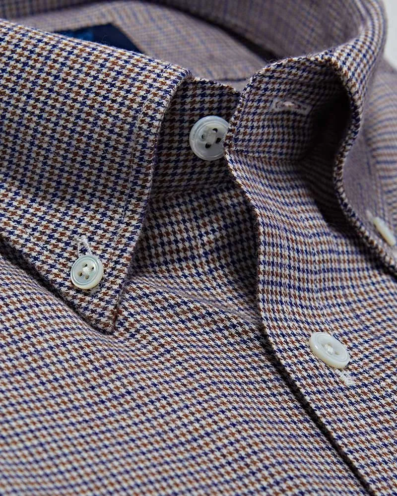 Contemporary Fit, Button Down Collar, Two Button Cuff Shirt In Navy, Brown & White Houndstooth Check