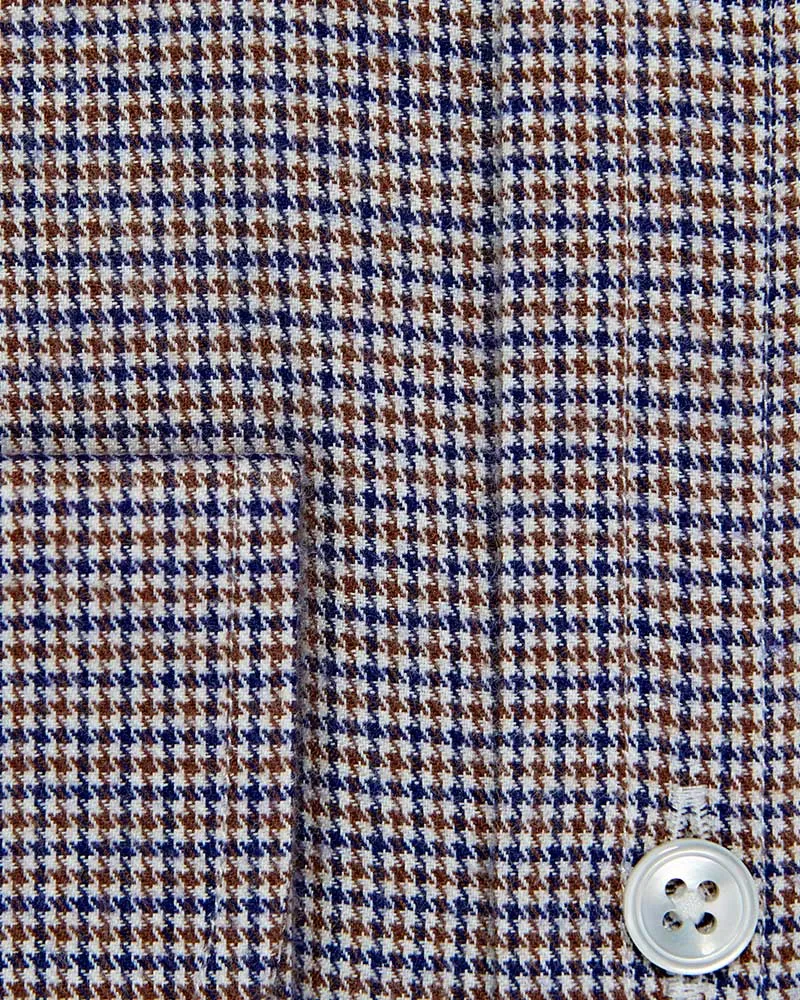 Contemporary Fit, Button Down Collar, Two Button Cuff Shirt In Navy, Brown & White Houndstooth Check