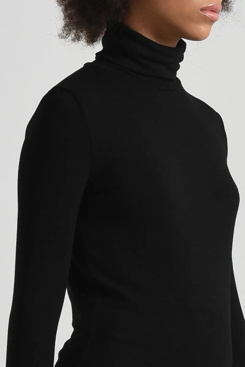 KNITTED TURTLENECK SWEATER - BLACK