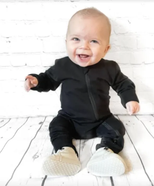 Little Bipsy - 2-Way Zip Romper in Black