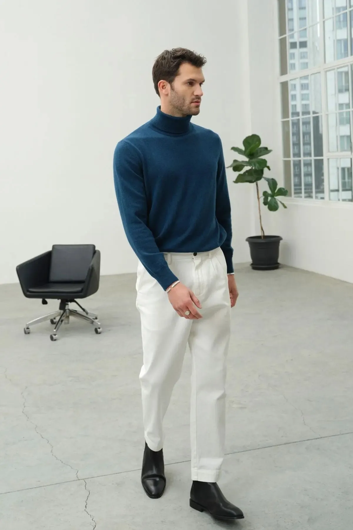 Peacock Pure Cashmere Men's Sweater