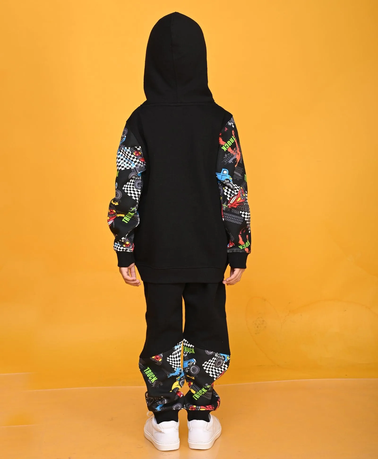 TRUCK BLACK COLOR BLOCK BOYS HOODIE JOGGER SET - BLACK